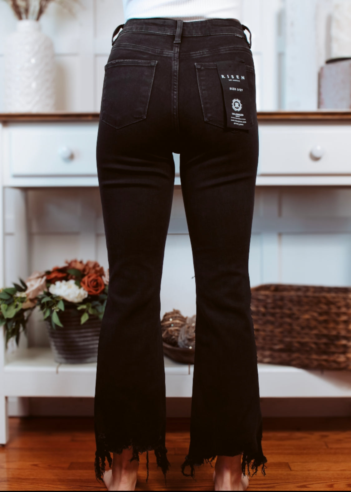 Black shops straight leg cropped jeans